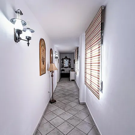 Prado Del Abuelo * Cabezuela Del Valle