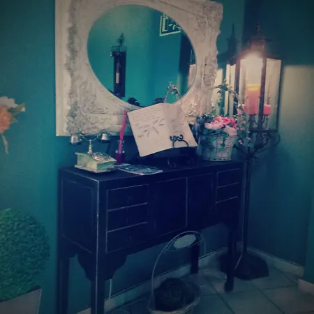 Prado Del Abuelo 公寓 *